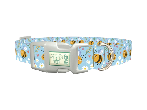 Bees and Hearts Dog Collar