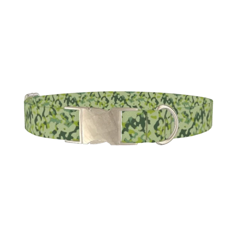 Green Jungle Camo Dog Collar - metal silver