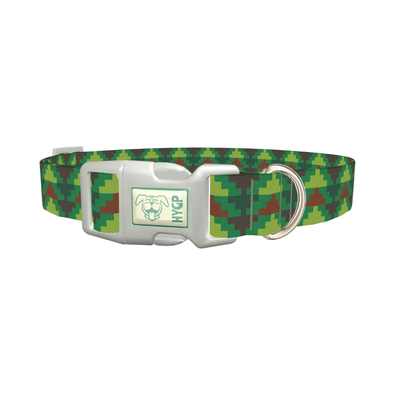 Green Pyramid Pattern Dog Collar - plastic silver
