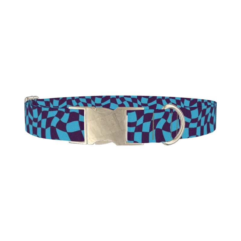 Groovy Checkered Dog Collar - metal silver