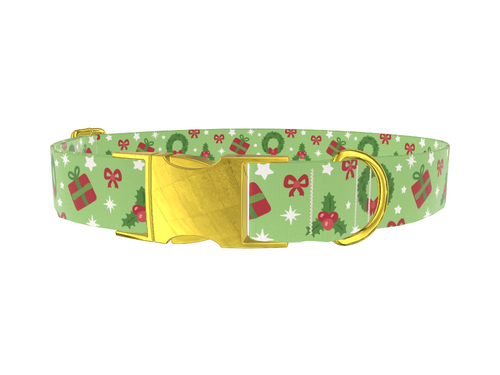 Holly Wreath Dog Collar