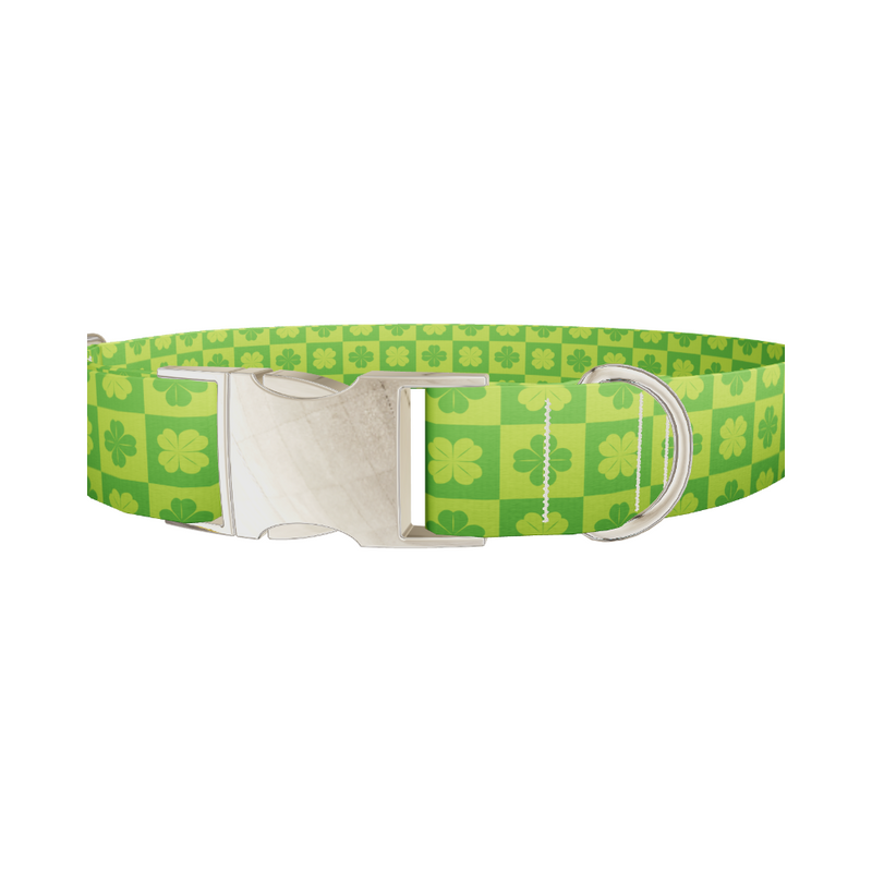 Checkerboard Clover Dog Collar